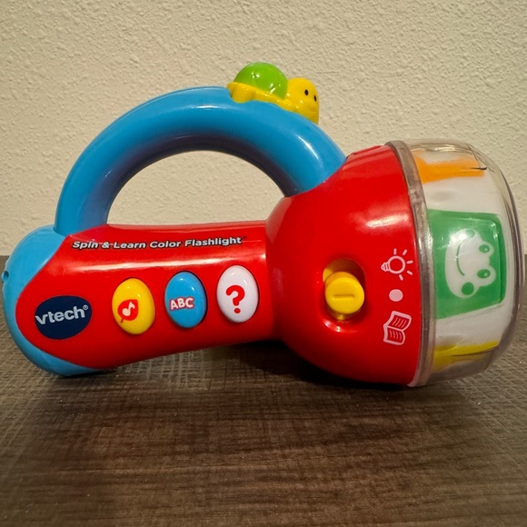 🌈 3/$15 VTech Spin and Learn Color Flashlight - Picture 1 of 11